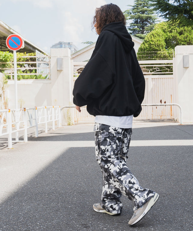 柄1 モデル:178cm Lサイズ着用