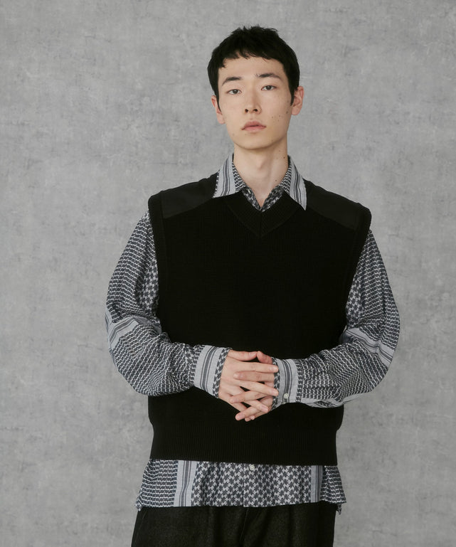 ブラック モデル：183cm L着用