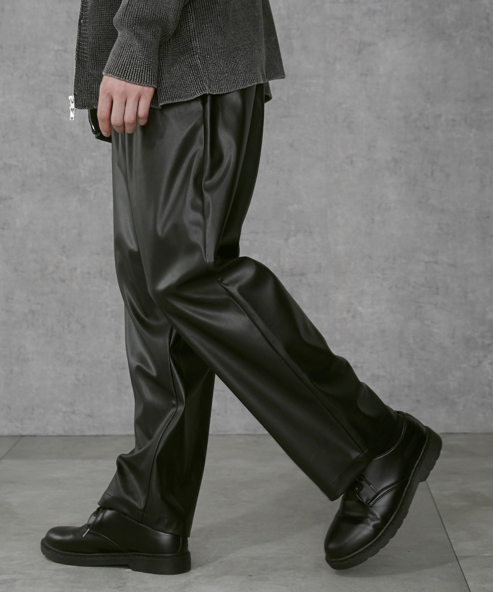 ブラック モデル：183cm L着用