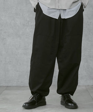 ブラック モデル：183cm L着用