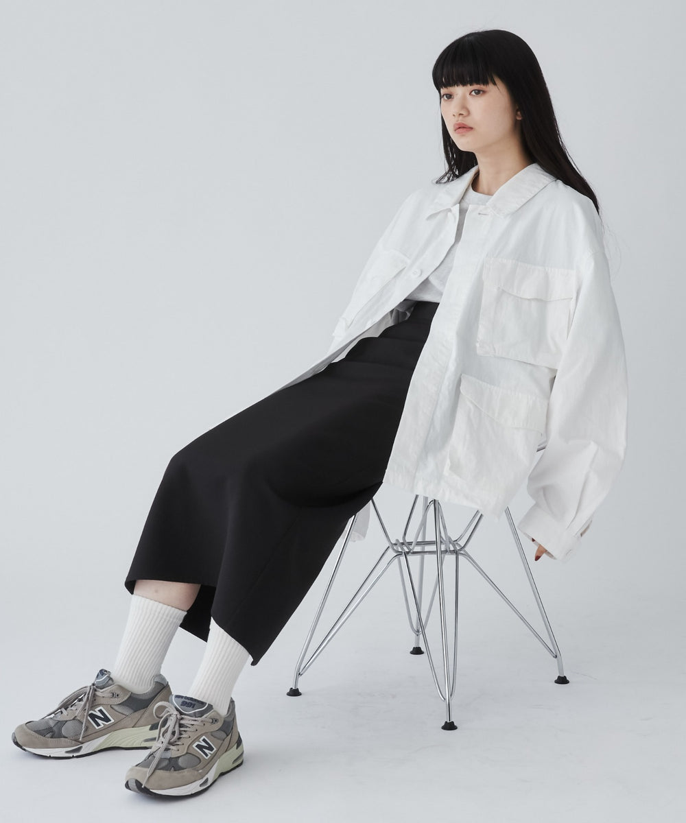 ホワイト モデル：165cm M着用
