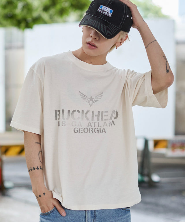 ホワイトアイボリー モデル：175cm L着用