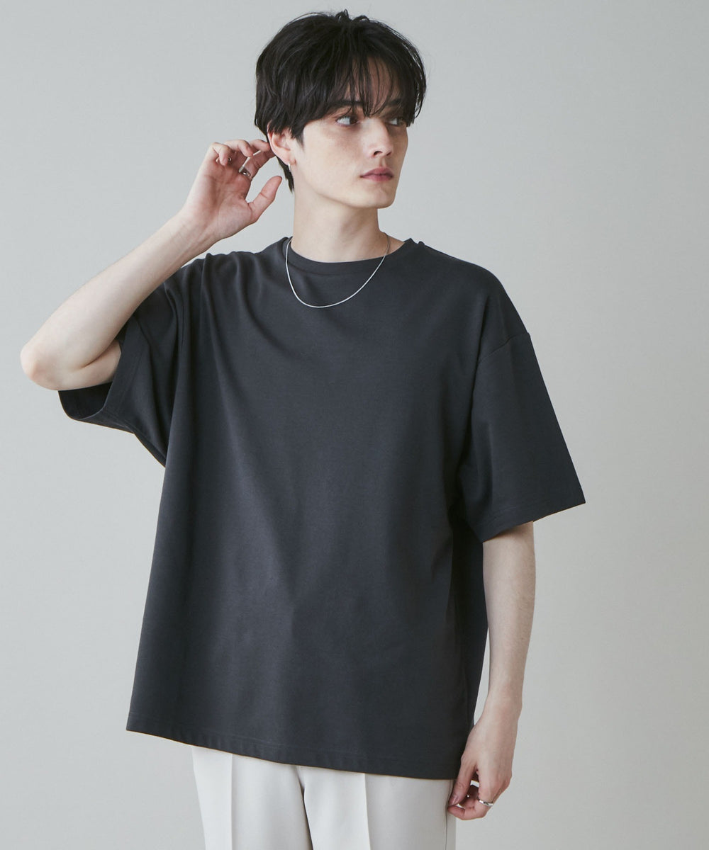 Dグレー モデル：180cm L着用