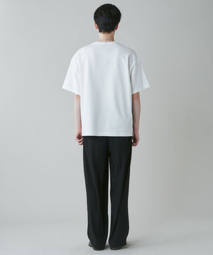 ホワイト モデル：180cm L着用