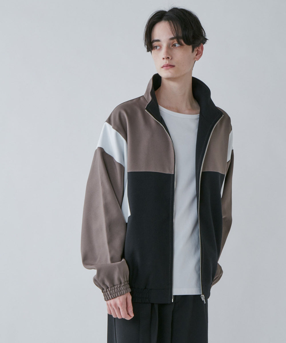 ブラウン モデル：180cm L着用
