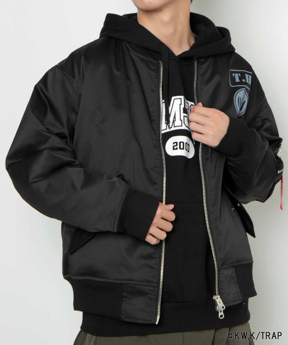 ブラック モデル：175cm L着用