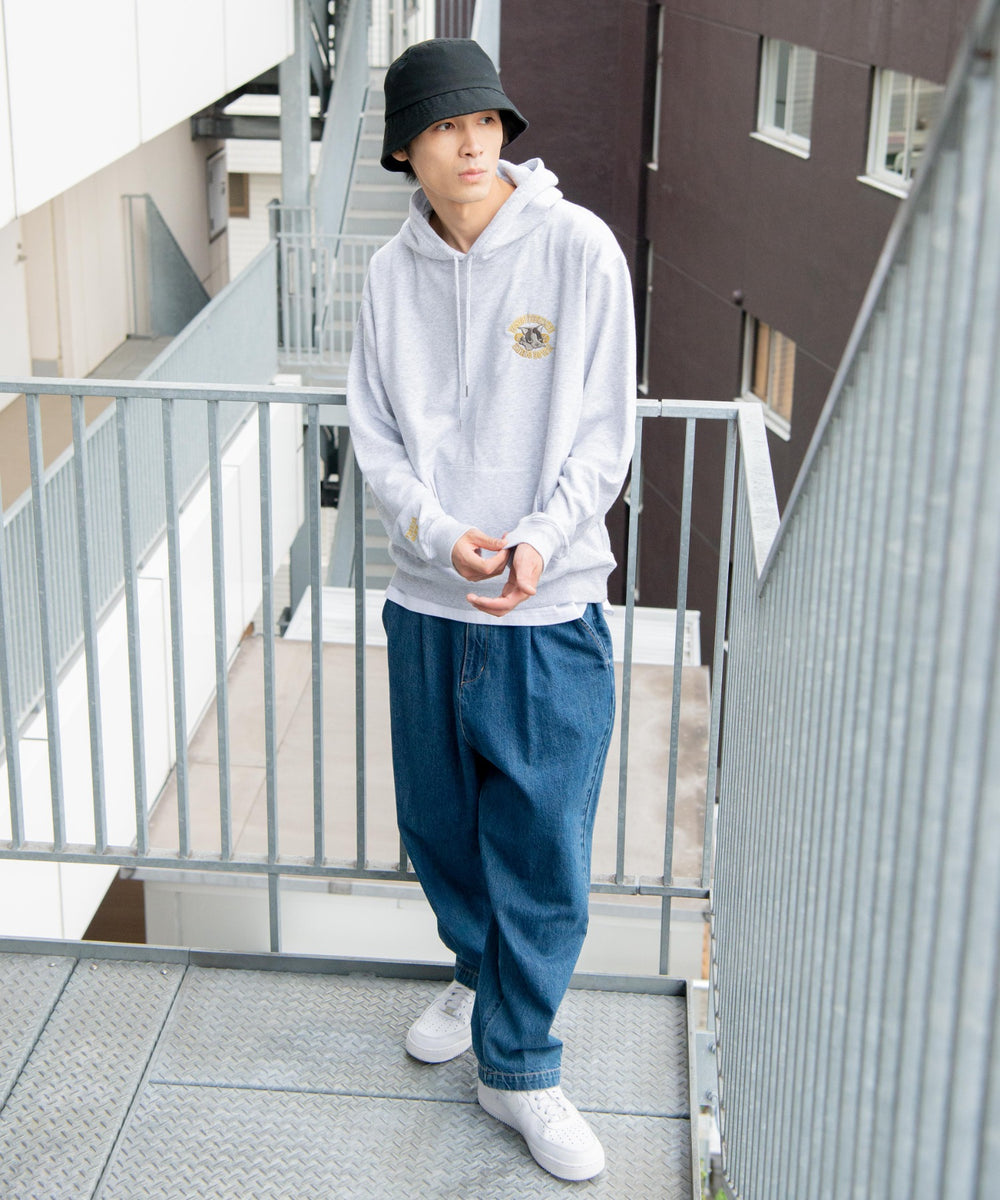 柄9 モデル：178cm L着用