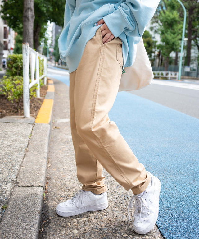 ベージュ モデル：155cm M着用