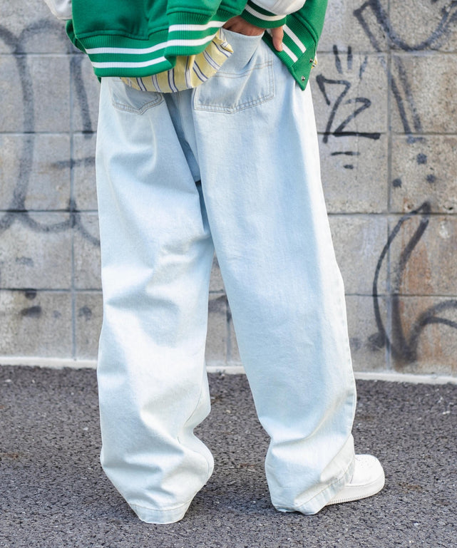 デニム淡色 モデル : 175cm L着用