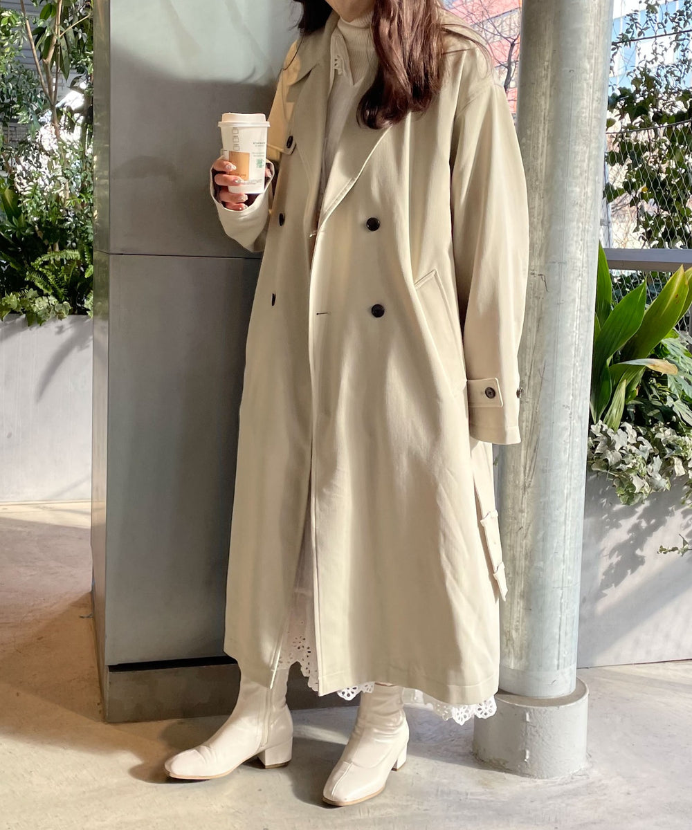 ルーズトレンチコート