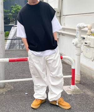 ブラック　モデル：175cm L着用