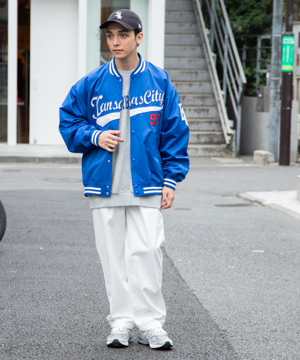 ホワイト モデル：175cm L着用
