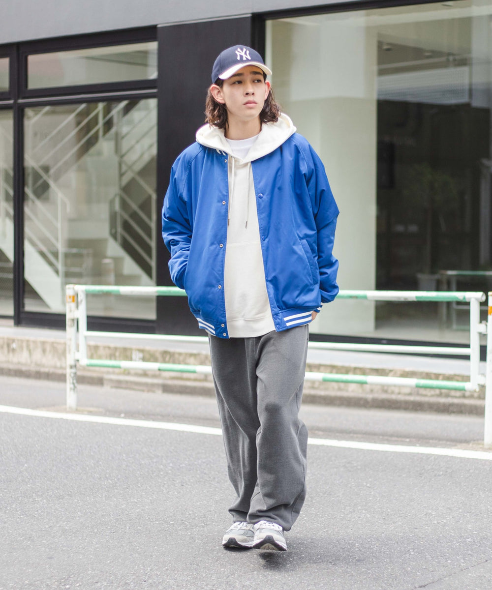 グレー モデル：174㎝ M着用
