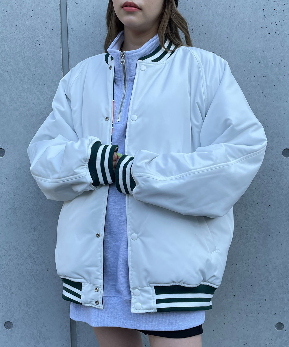 Dグリーン モデル：160㎝ L着用