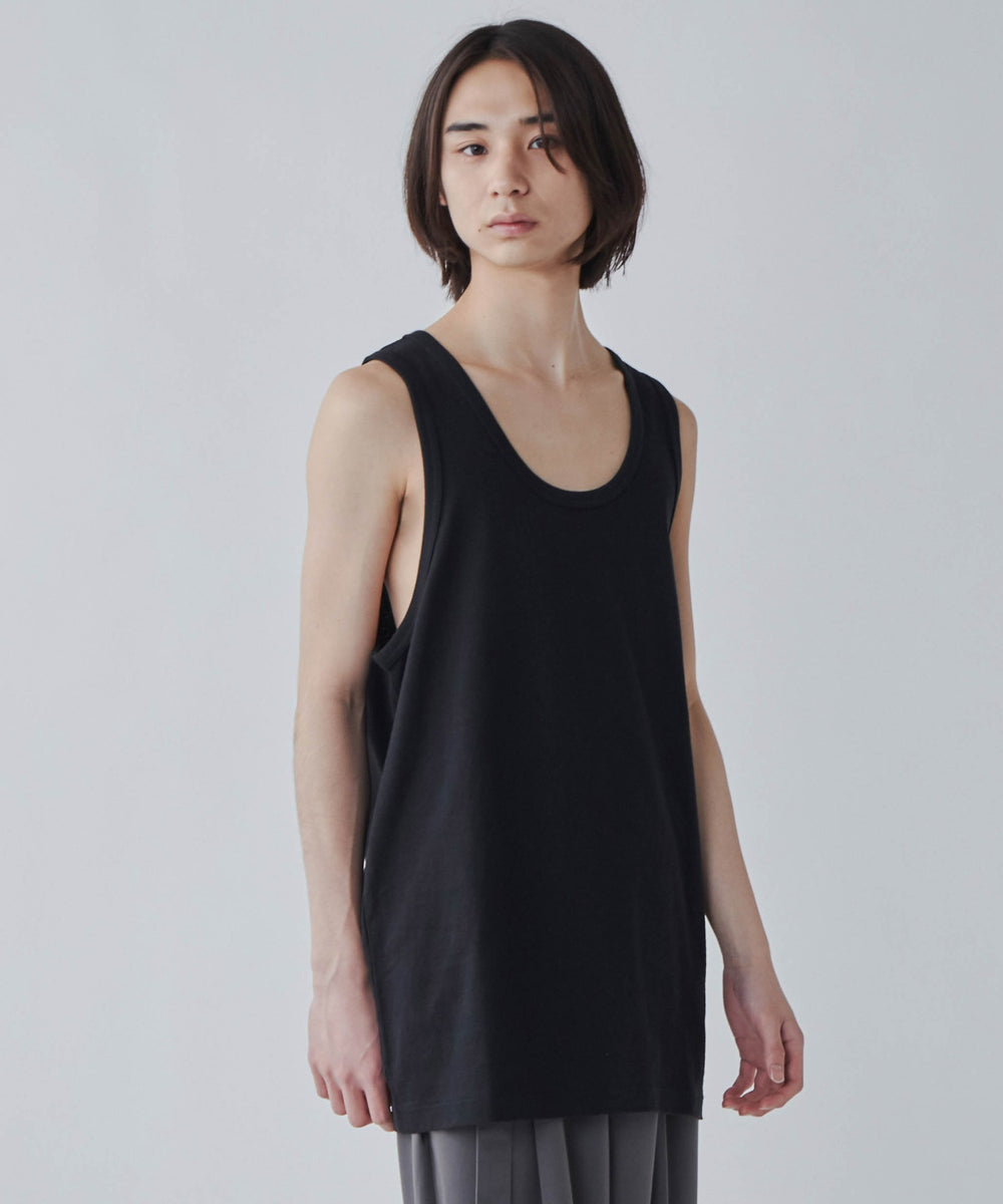 ブラック モデル：172cm L着用