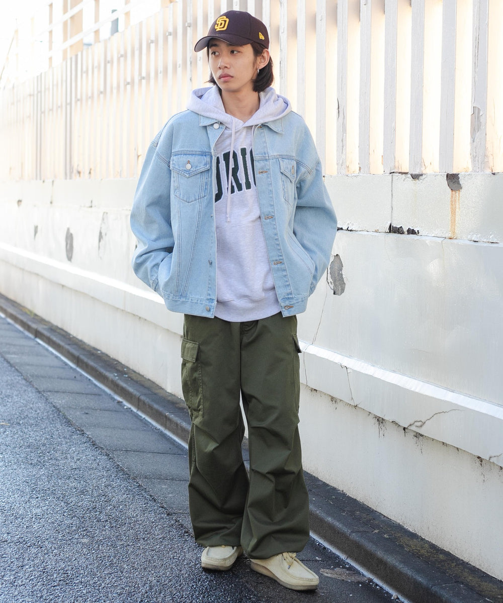 デニム淡色 モデル：175cm L着用