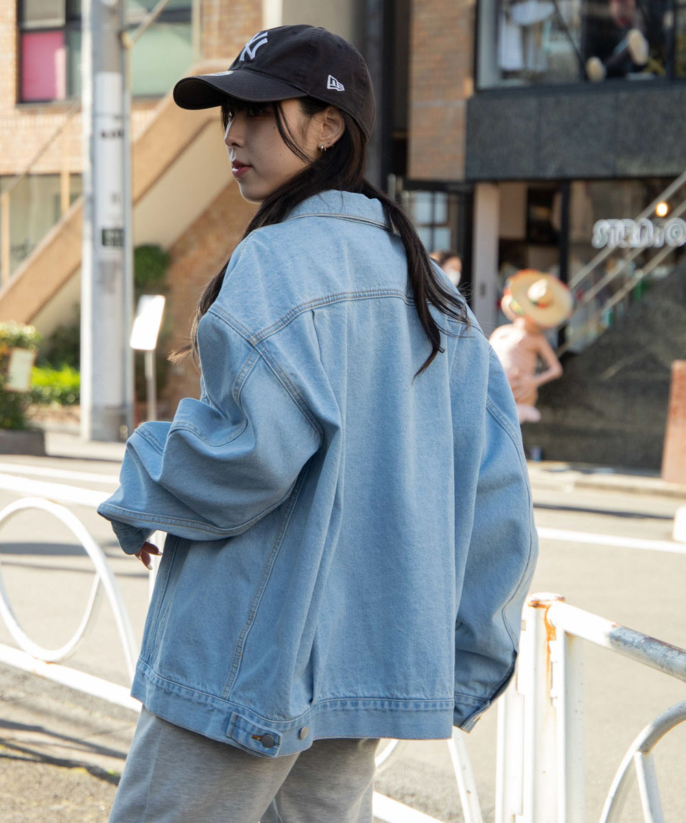 デニム淡色 モデル：161cm L着用