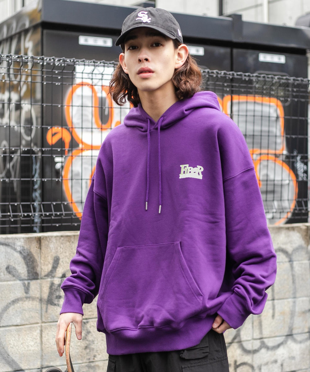 パープル モデル：174cm L着用