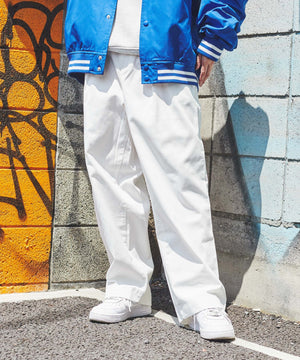 ホワイト　モデル：170cm M着用