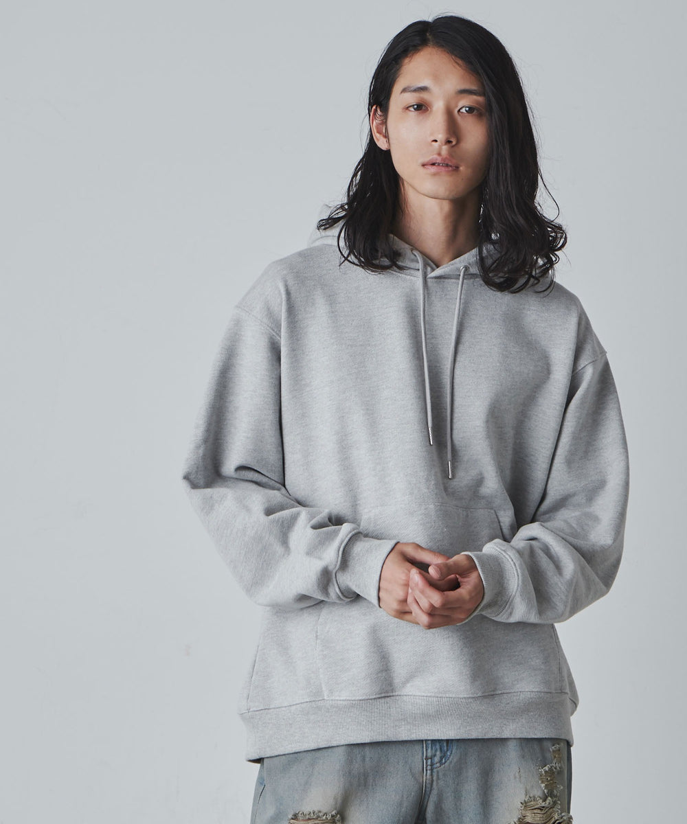 杢グレー モデル：181cm L着用
