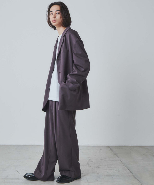 ブラックその他 モデル：172cm L着用