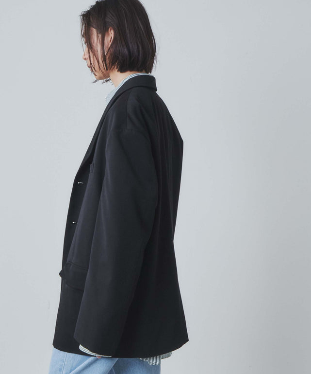 ブラック モデル：172cm L着用