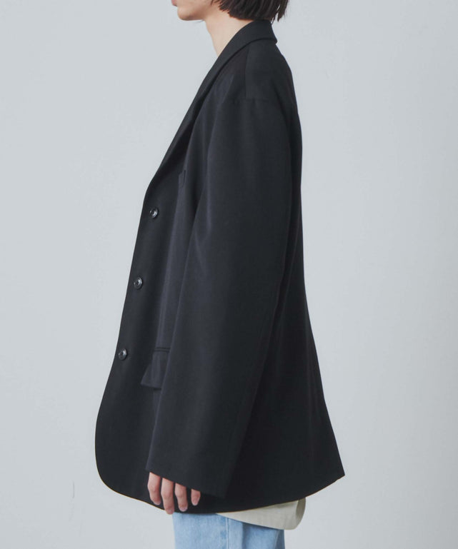 ブラック モデル：172cm L着用