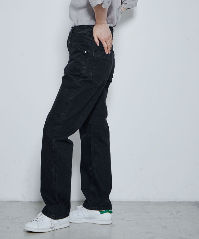 スリムストレートデニムパンツ